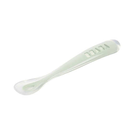 Beaba  Ложка силиконовая, 4М+, в блистерной упаковке.  M GREEN 1ST AGE SILICONE SPOON M GREEN