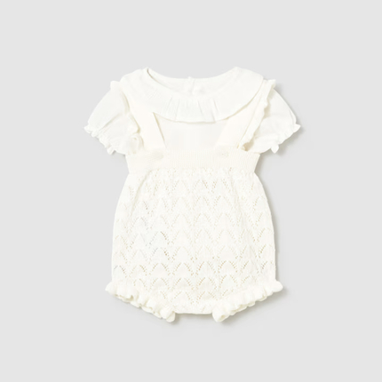 Mayoral Комплект блузка и полукомбинезон молочный  1637/66