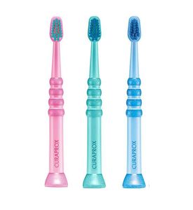 Курапрокс Зубная щетка Детская c гумированной ручкой от 0 до 4 лет. Курапрокс Зубная щетка Детская c гумированной ручкой от 0 до 4 лет.