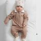 Happy Baby, Набор детский: пижамный комбинезон (2 шт) и нагрудный фартук (бежевый (собака) Happy Baby, Набор детский: пижамный комбинезон (2 шт) и нагрудный фартук (бежевый (собака)